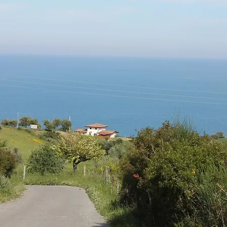 Alojamento de Acomodação e Pequeno-almoço Sveva Rocca Imperiale